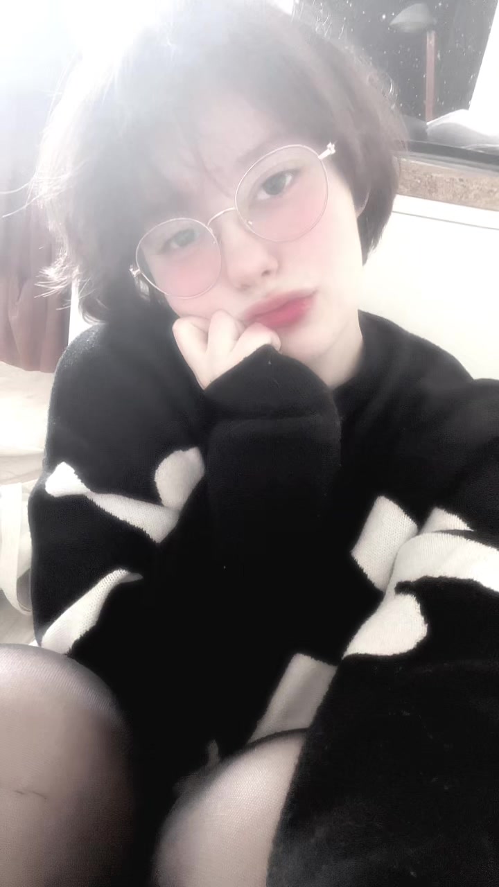 @.little.0tter
