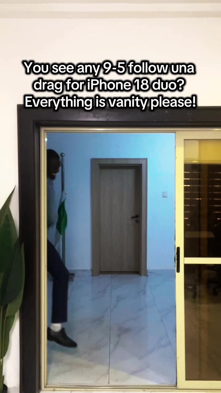 @AprokoHR