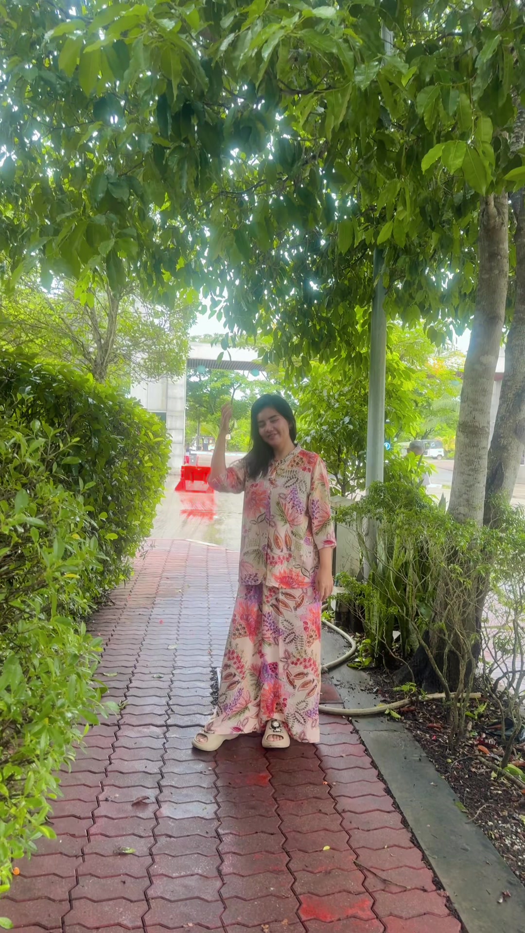 @ရွှေခေတ် လုပ်ငန်း များ