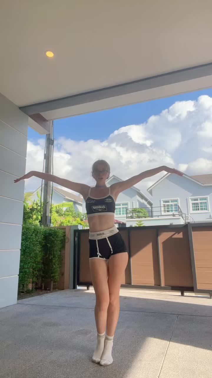 @AliceYolandi