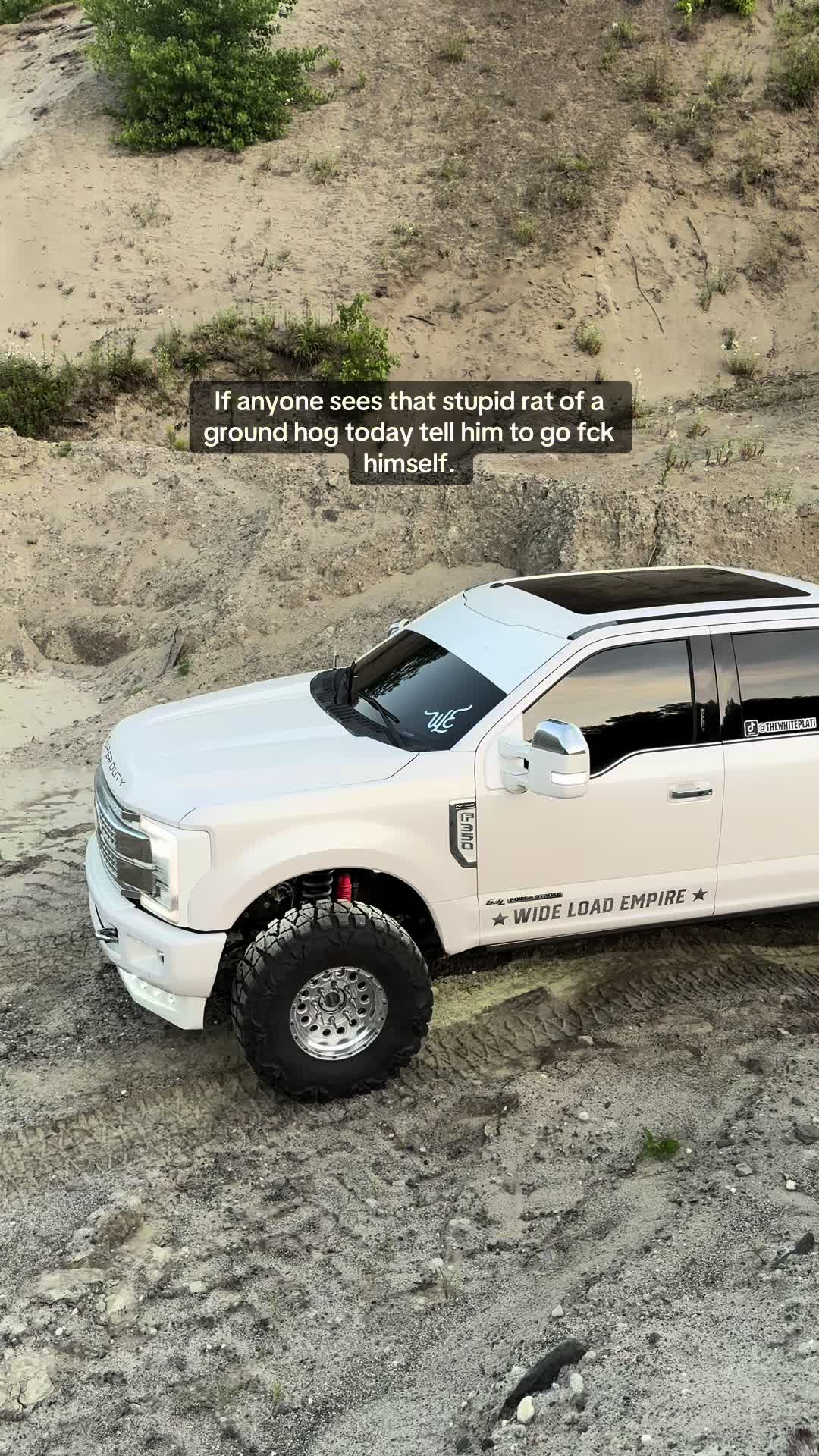 @TheWhitePlati