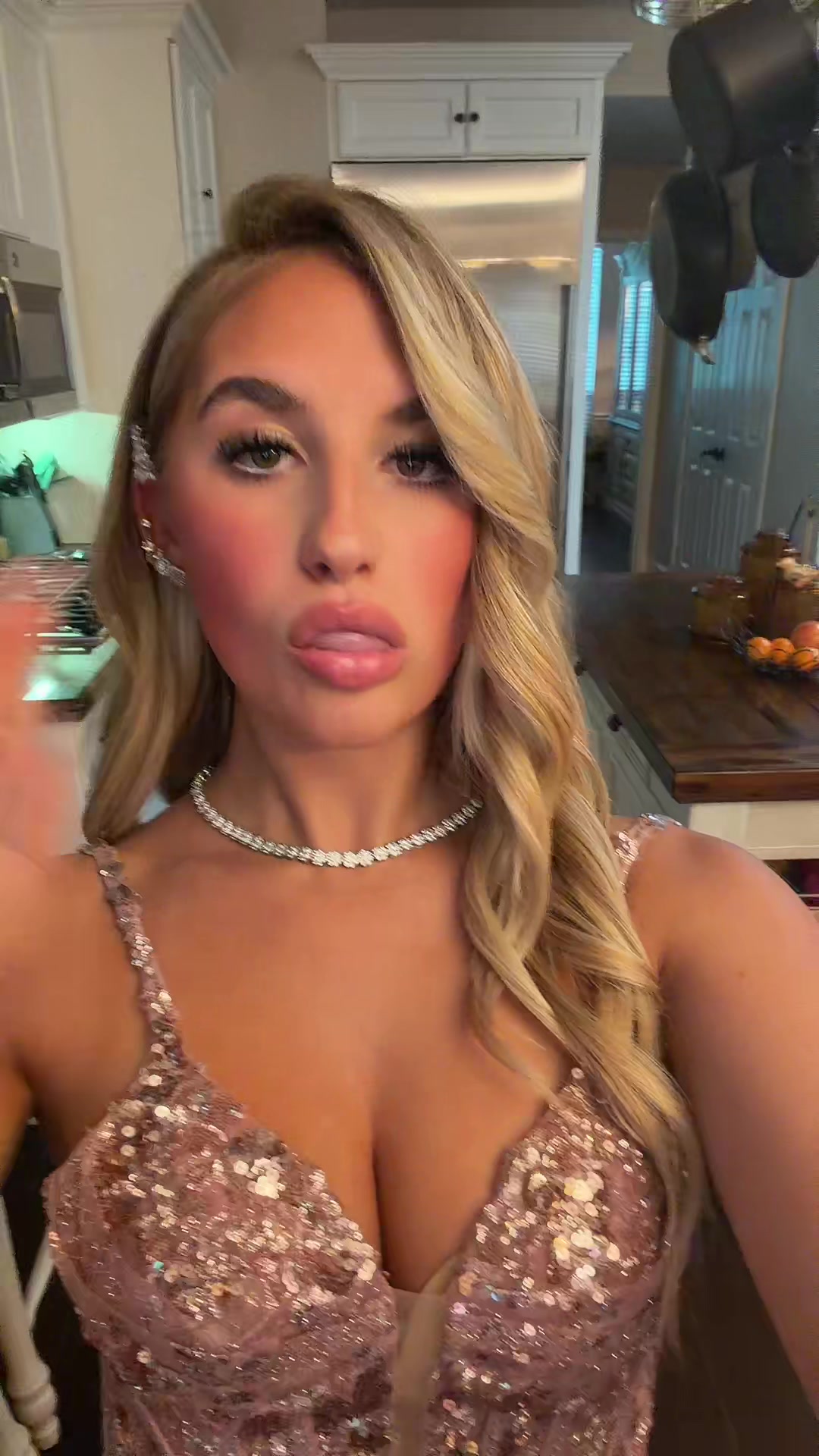 @char.r4