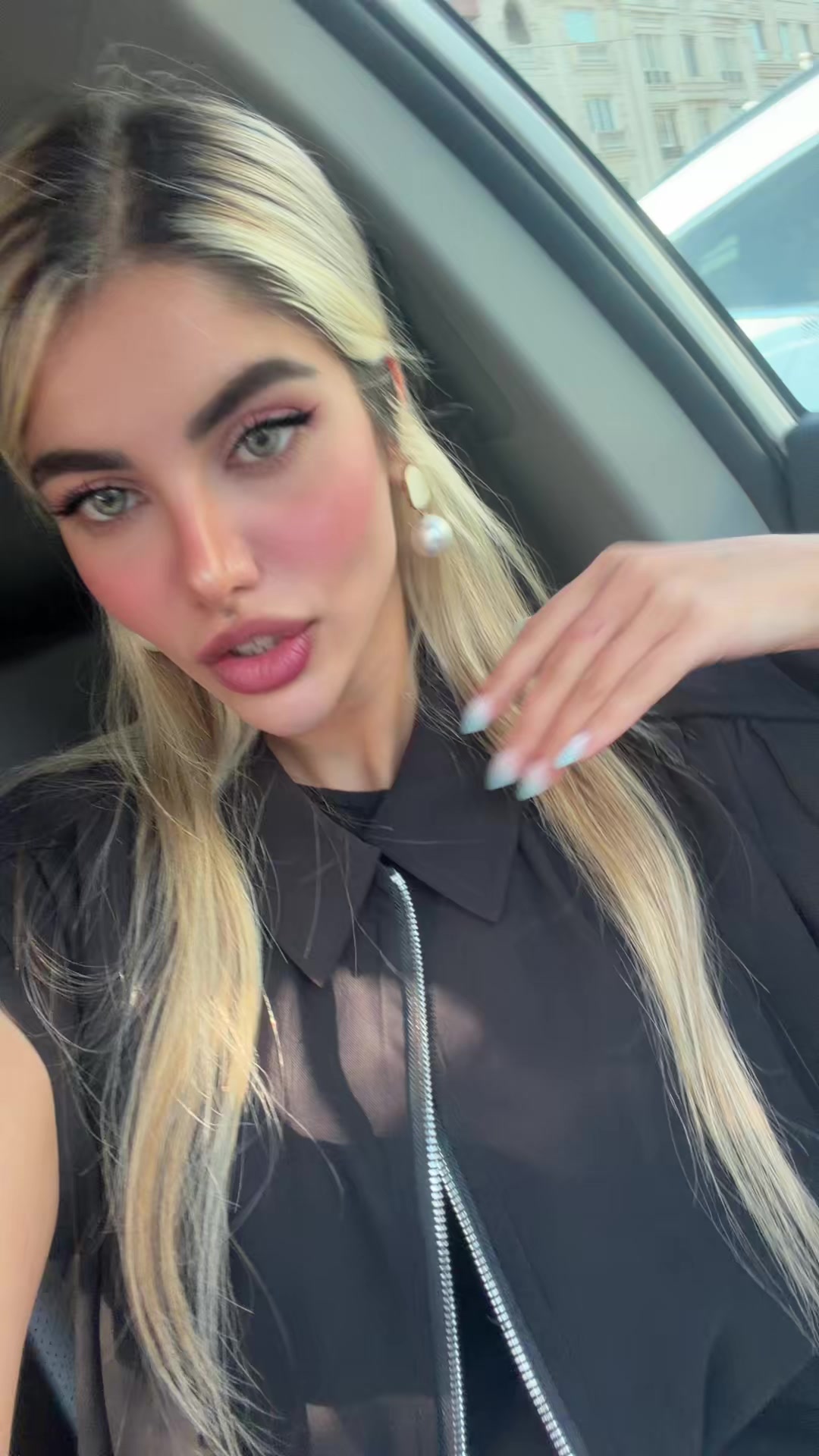 @Niloofar