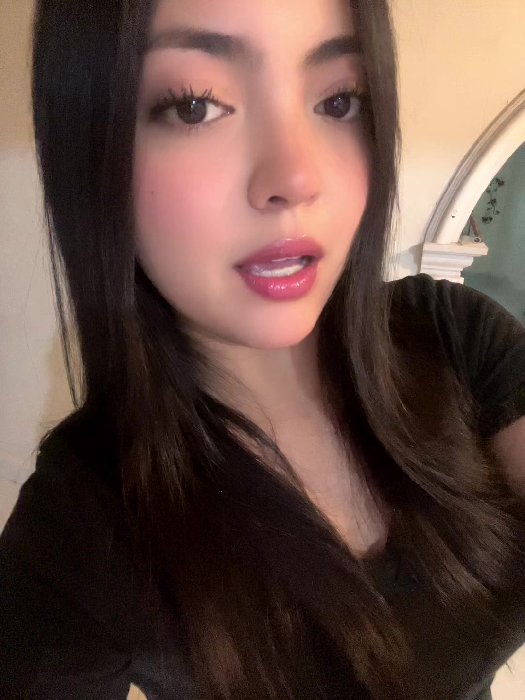 @x_naily