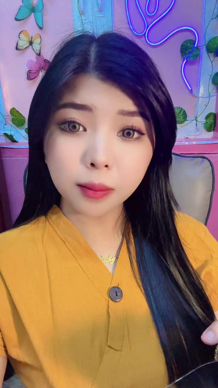 @🌺 Khin Kyae Hmone San 🌺