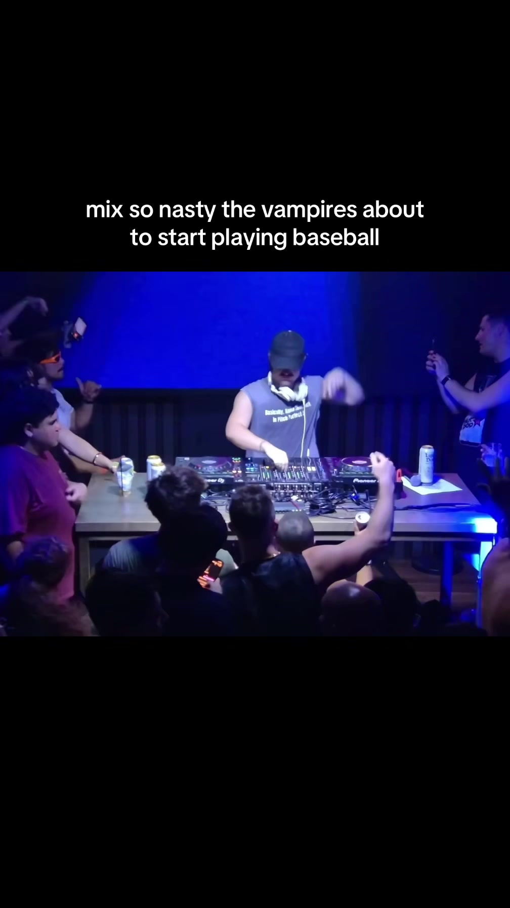 @Adamusic