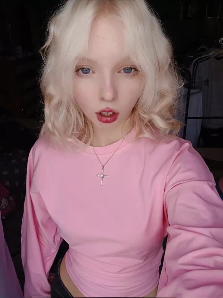 @♡The girl of the dealer♡