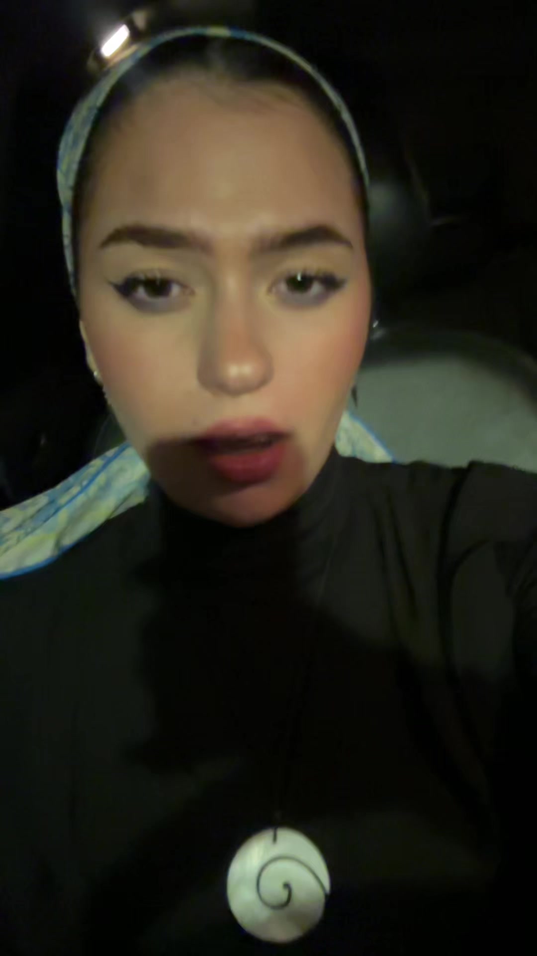 @Zey