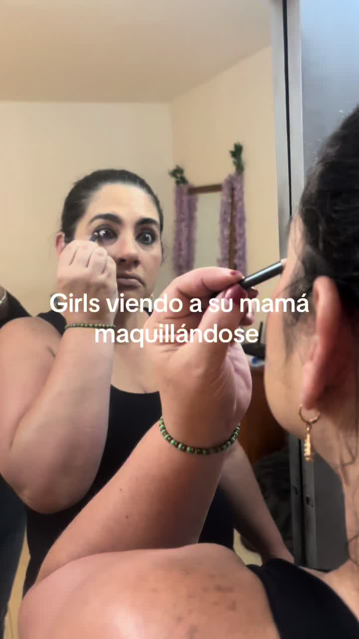 @valevicky_