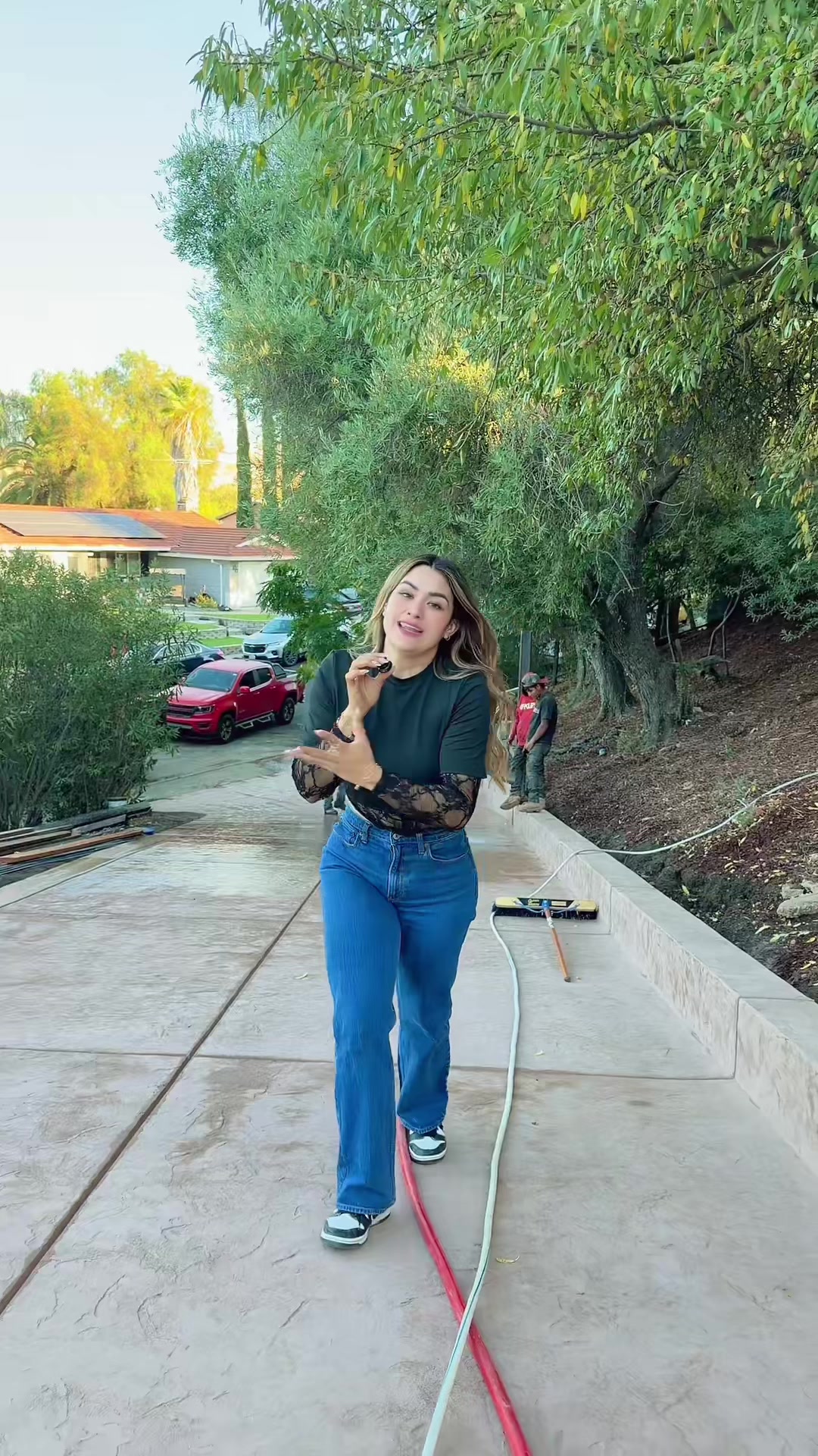 @Alondrix