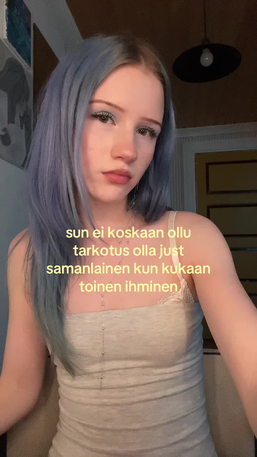 @✮ 𝑺𝒊𝒊𝒓𝒊 ⋆♪ 🎧ྀི💋