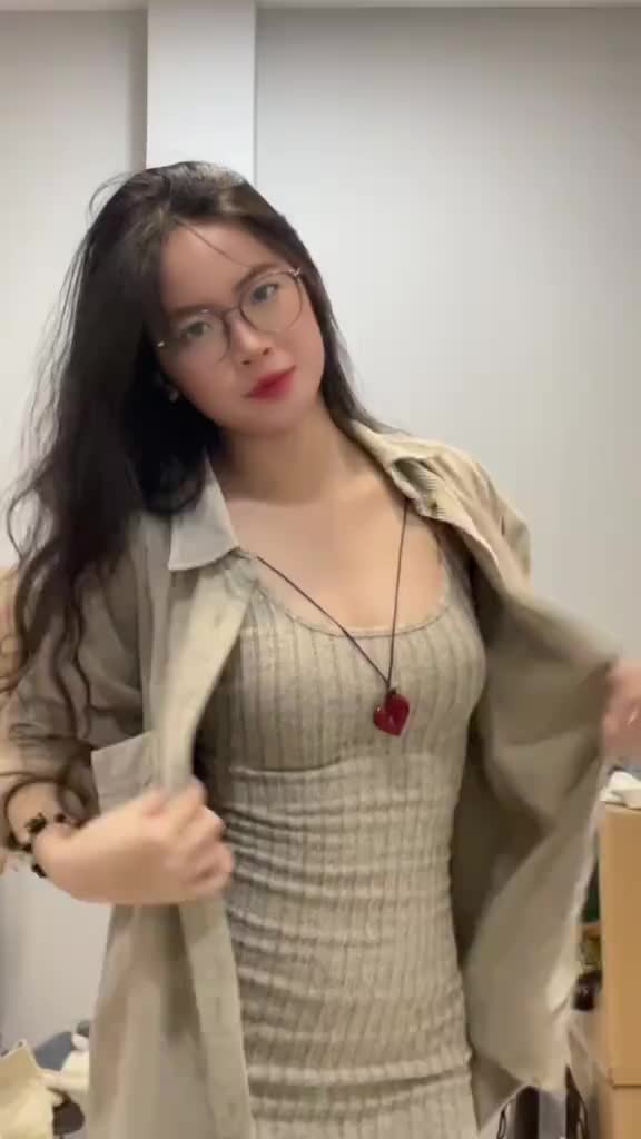 @CamIsHere.