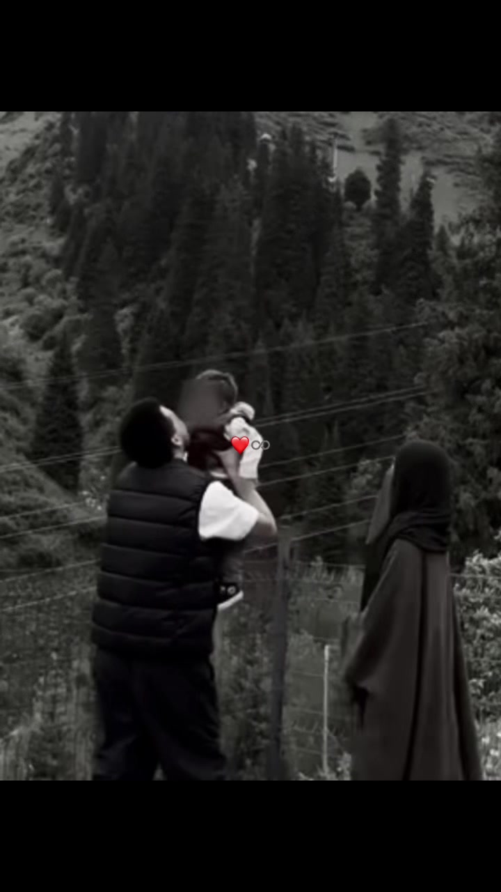 @𝙰 𝙷 𝙼 𝙴 𝙳 ♡