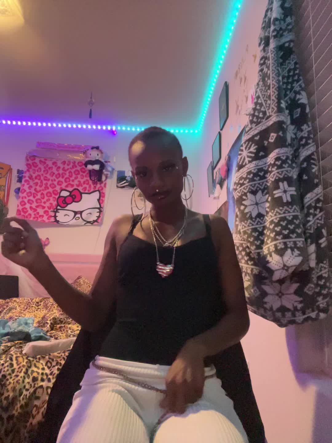 @🤩Malaika🤩
