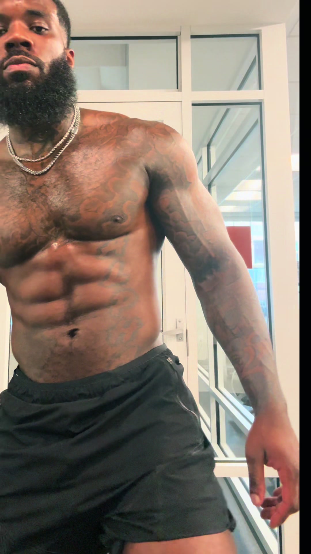 @bigq385