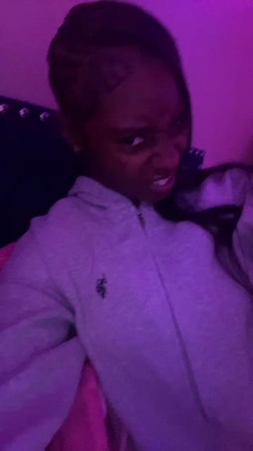 @darkskinhottieeeeeeeeeee