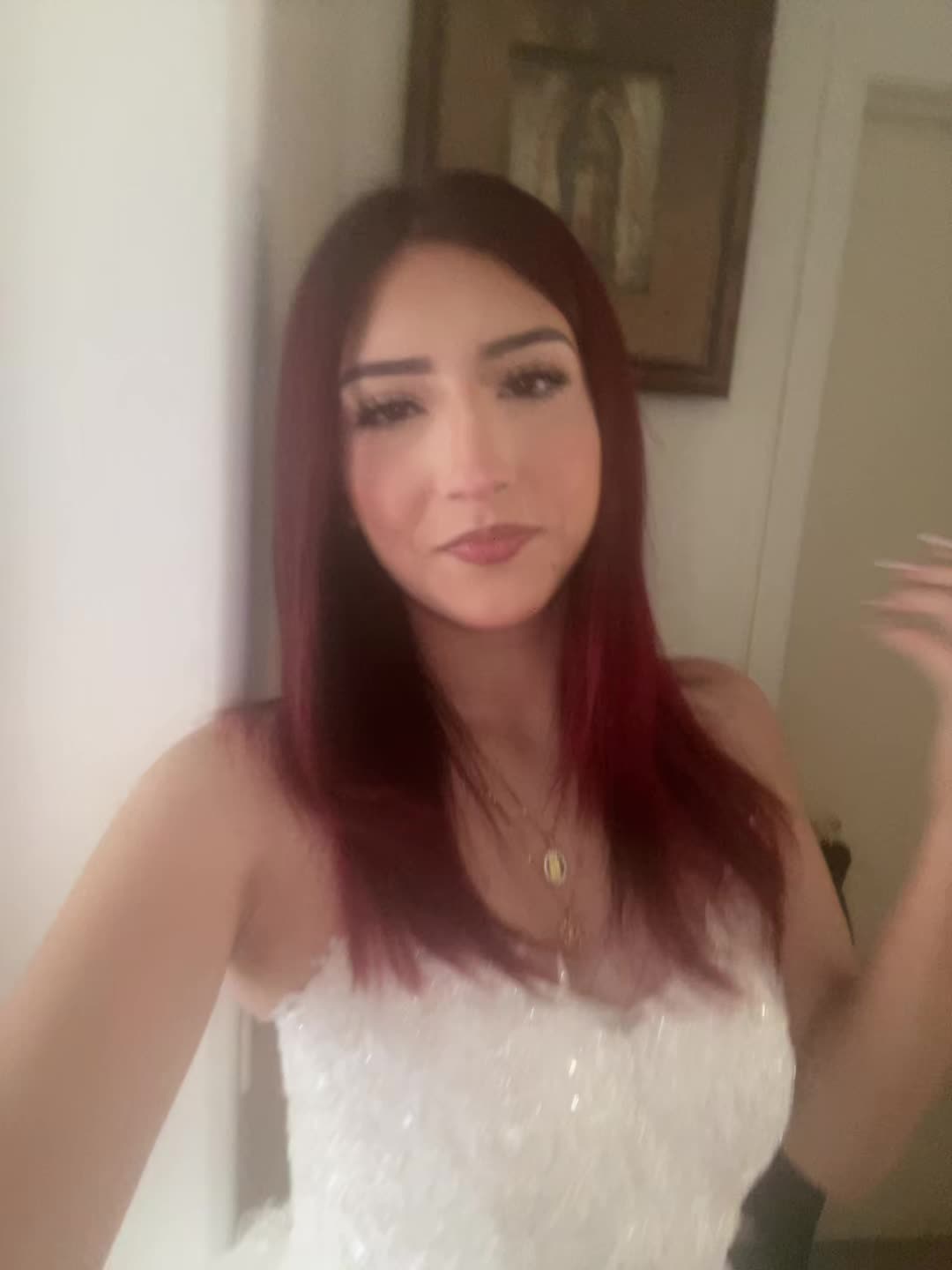 @laura