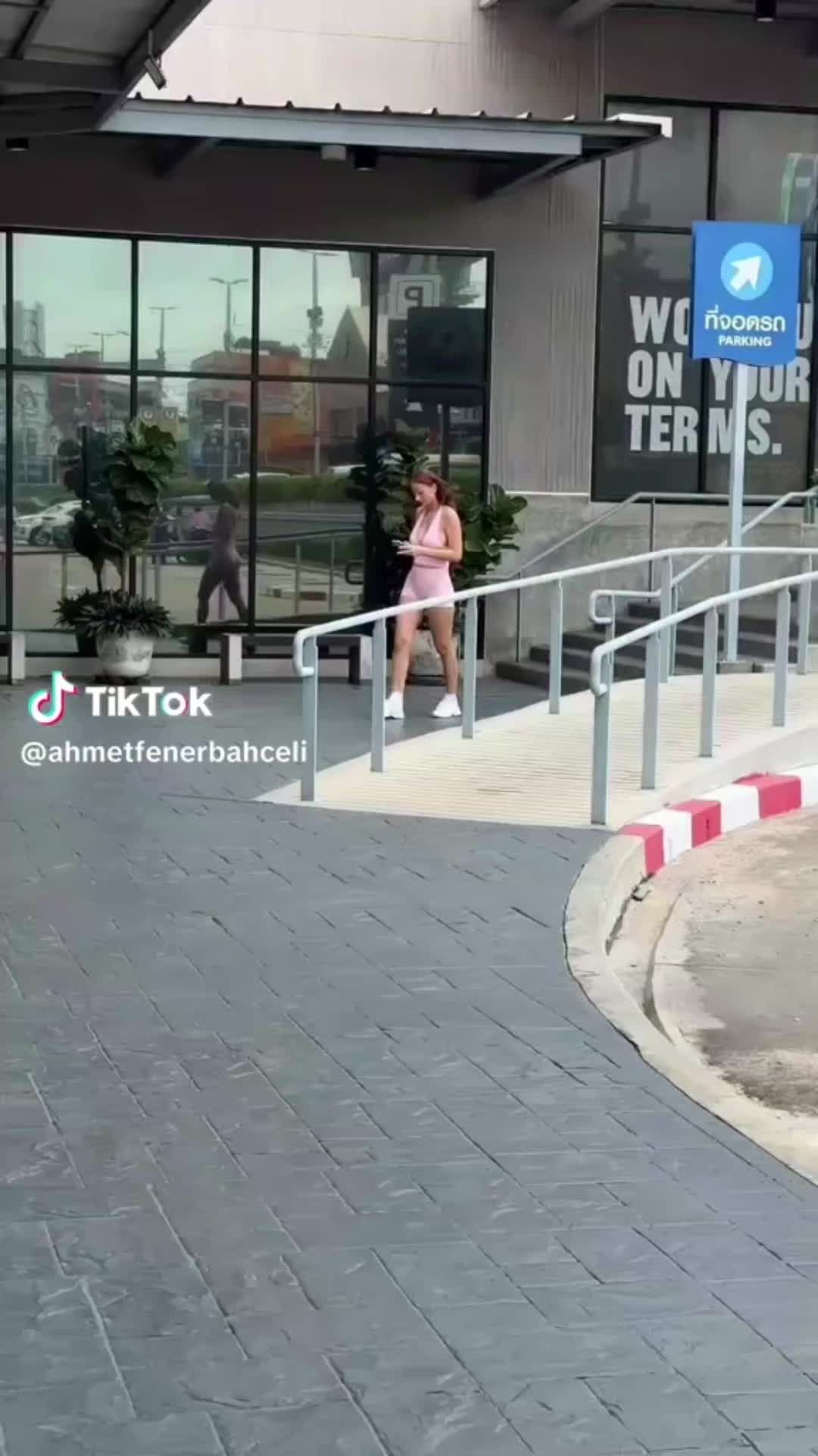 @Rottweiler