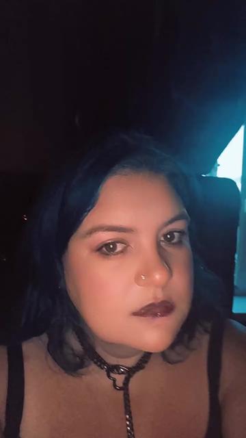 @her.majesty.of.chaos.87