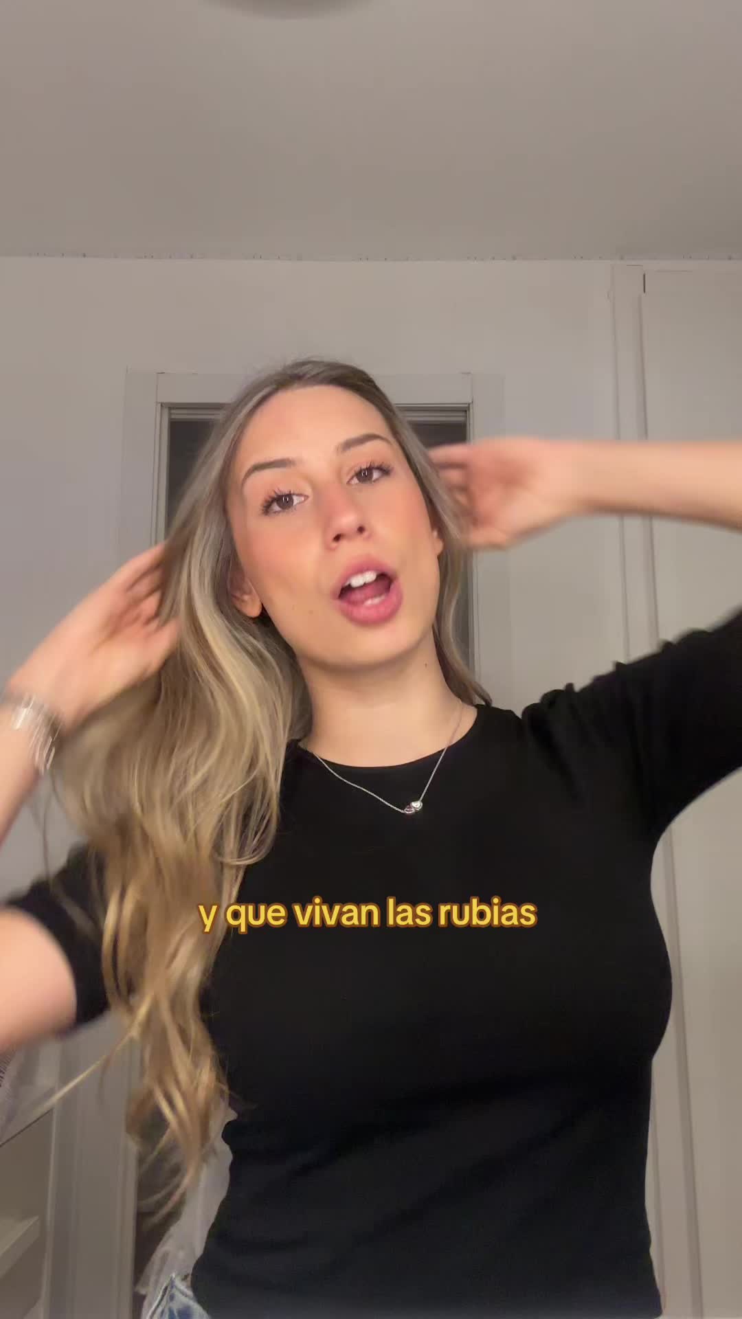 @daniela