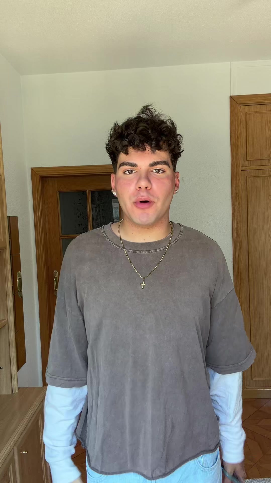 @Izanoviedo