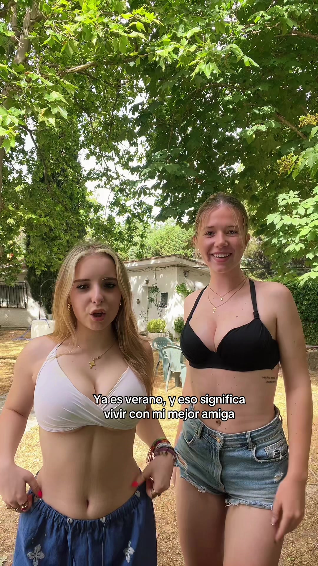 @Aitana