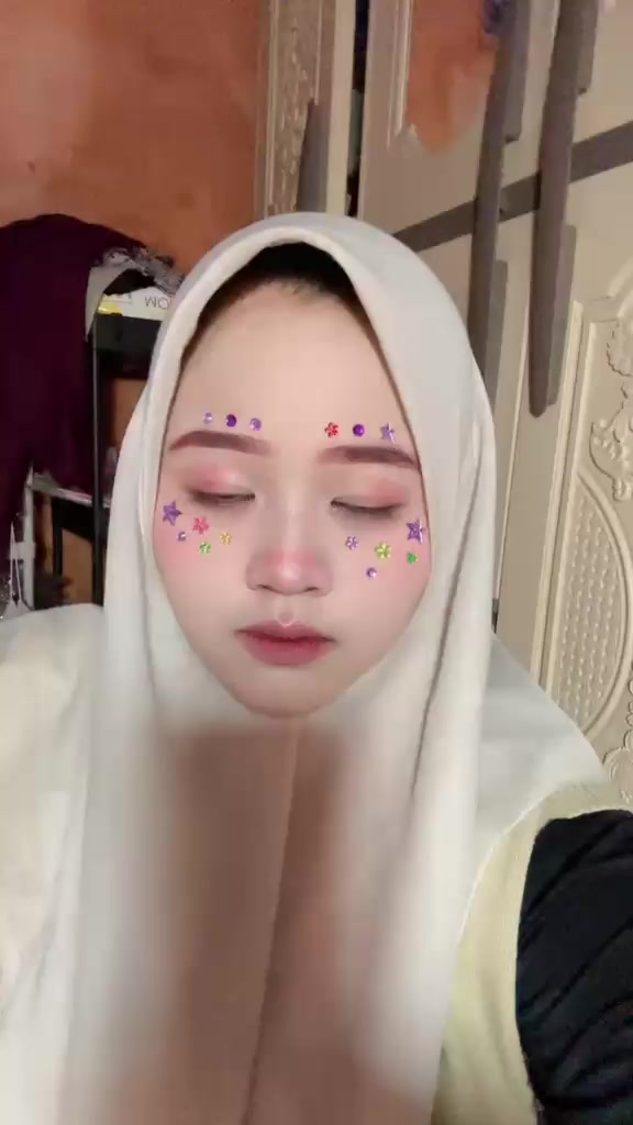 @Ummu16