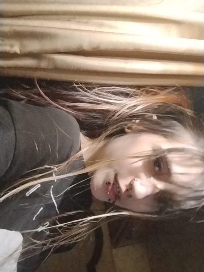 @⦮ ⦯