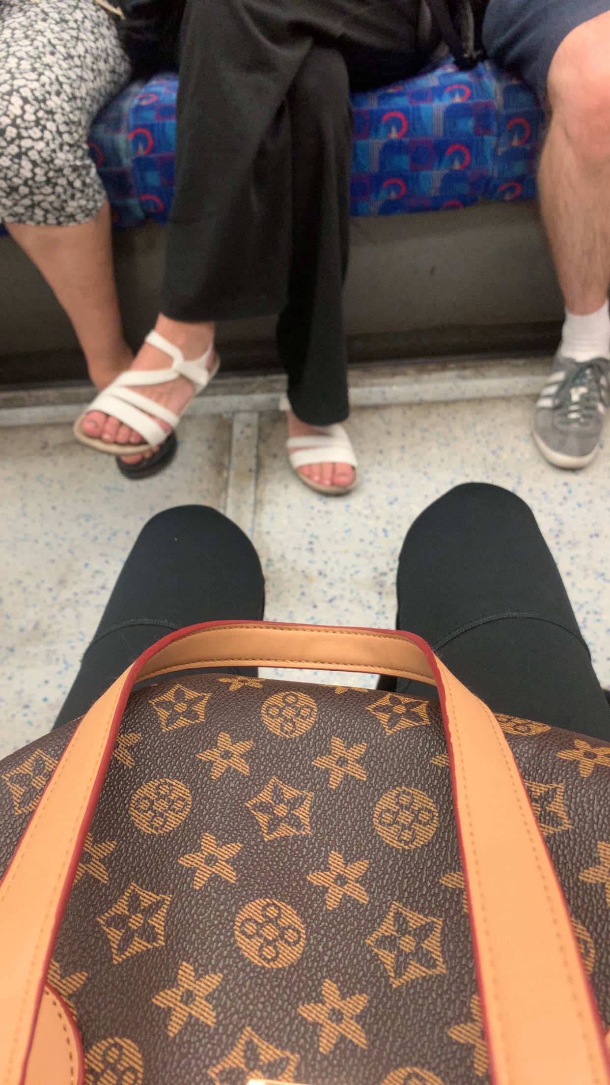 @𝐄𝐕𝐈𝐄~𝐋𝐄𝐀𝐇🪭🫶🏽
