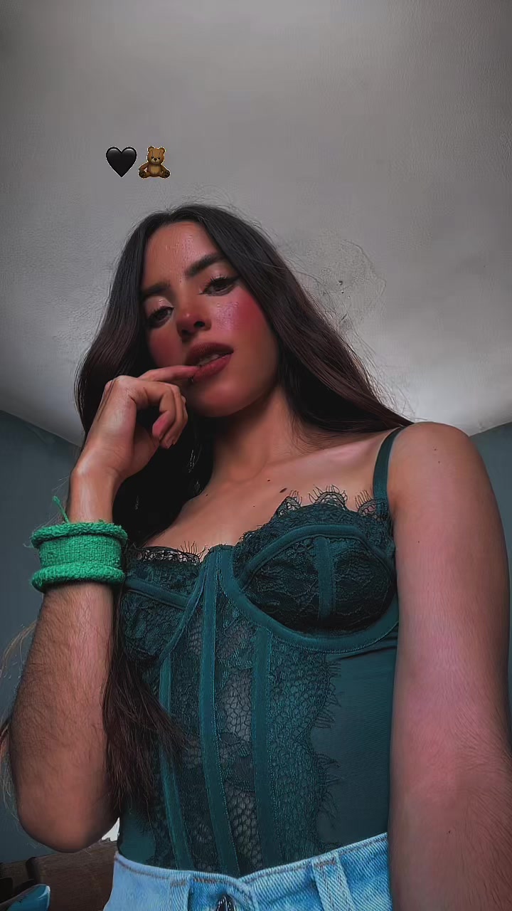 @Carmen HdzZ 🕷️🥀🕷️