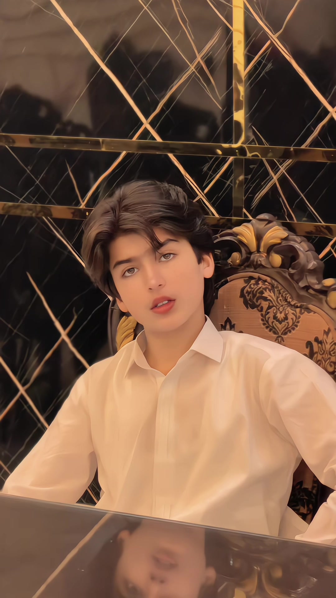 @𝙈𝙖𝙣𝙞🦇
