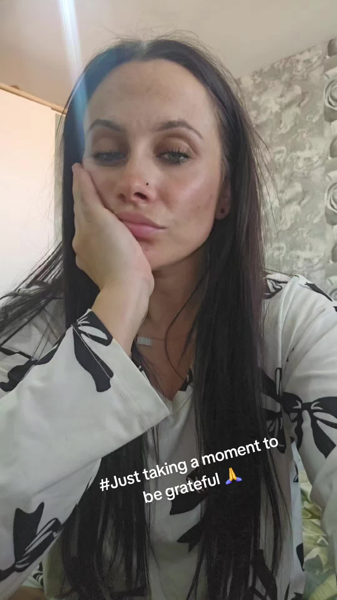 @Live♥️Love♥️Laugh