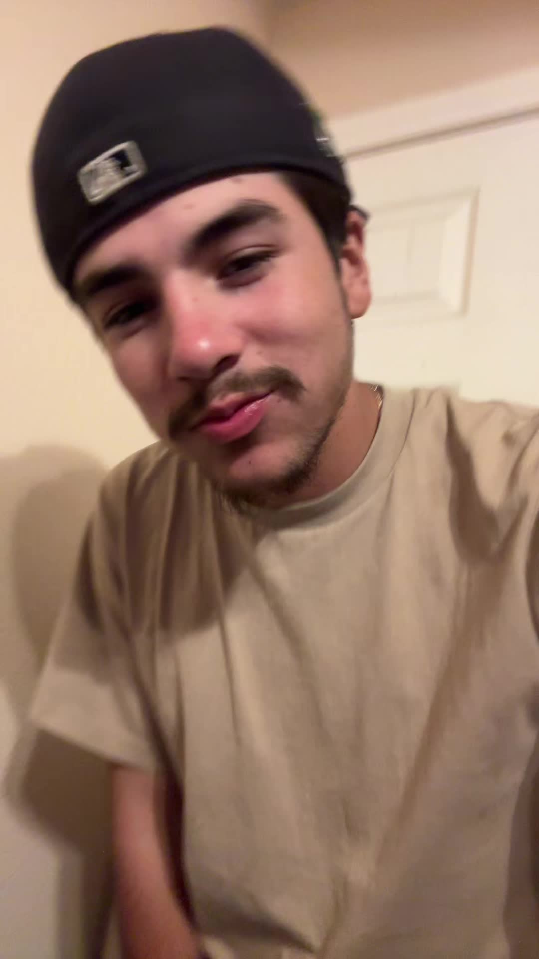 @Prettyboy_chong1