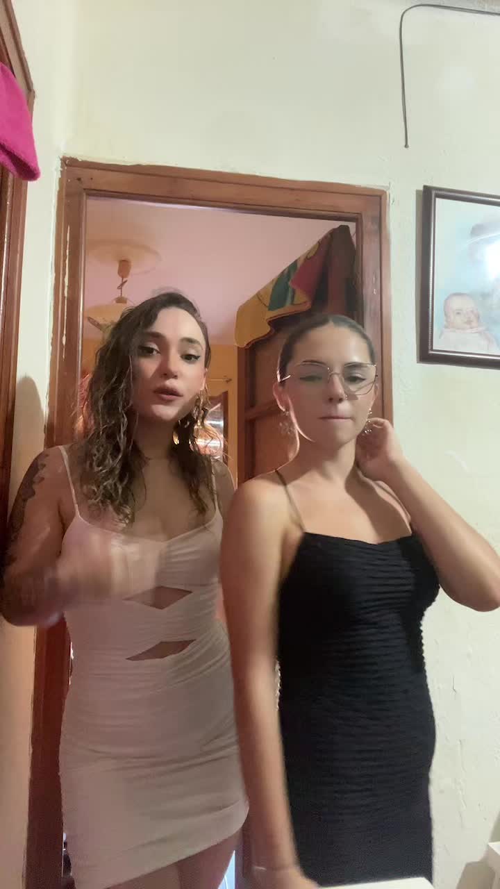 @Famousera