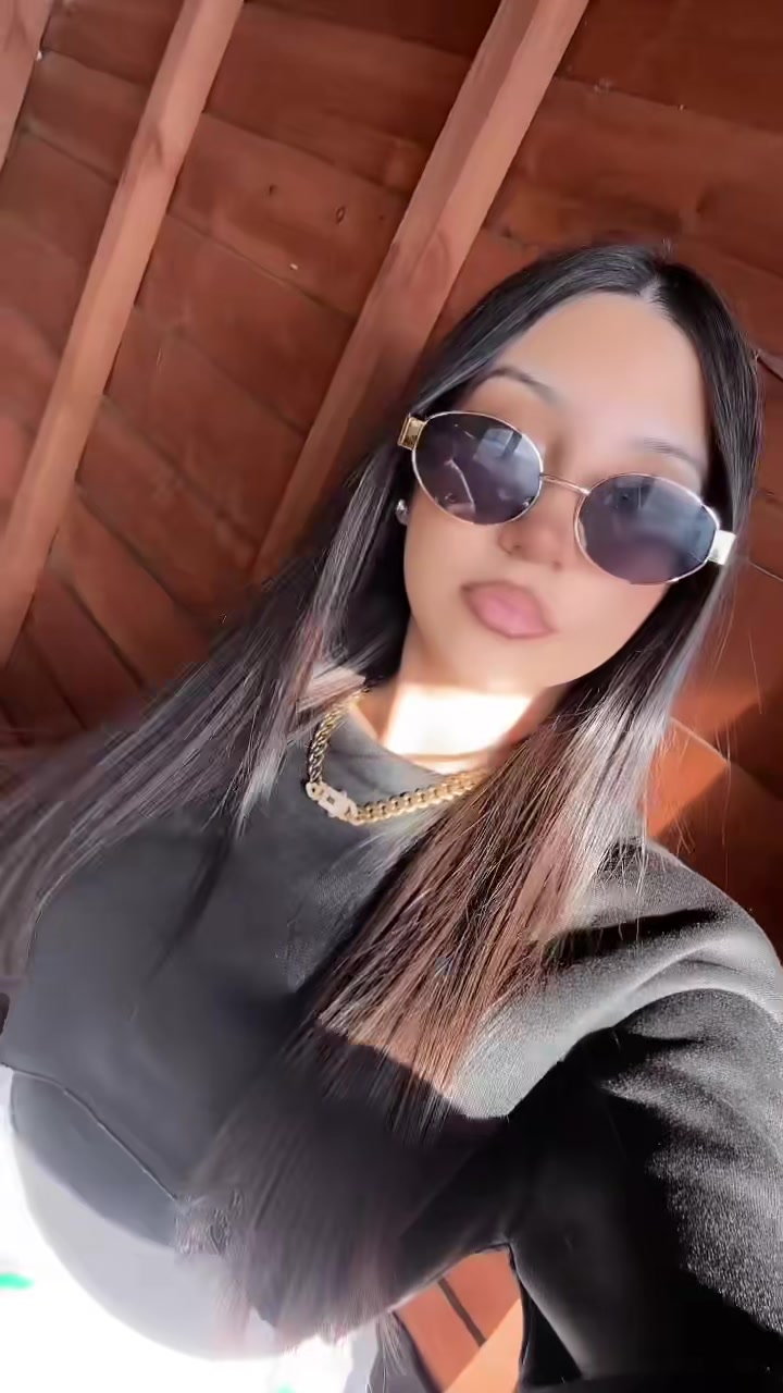 @Lary_Larisa