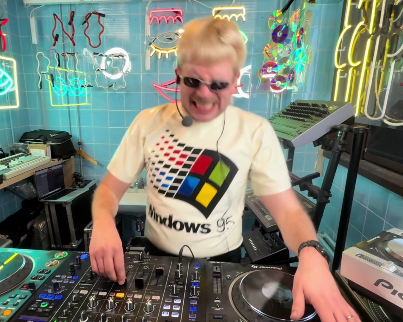 @Windows95Man