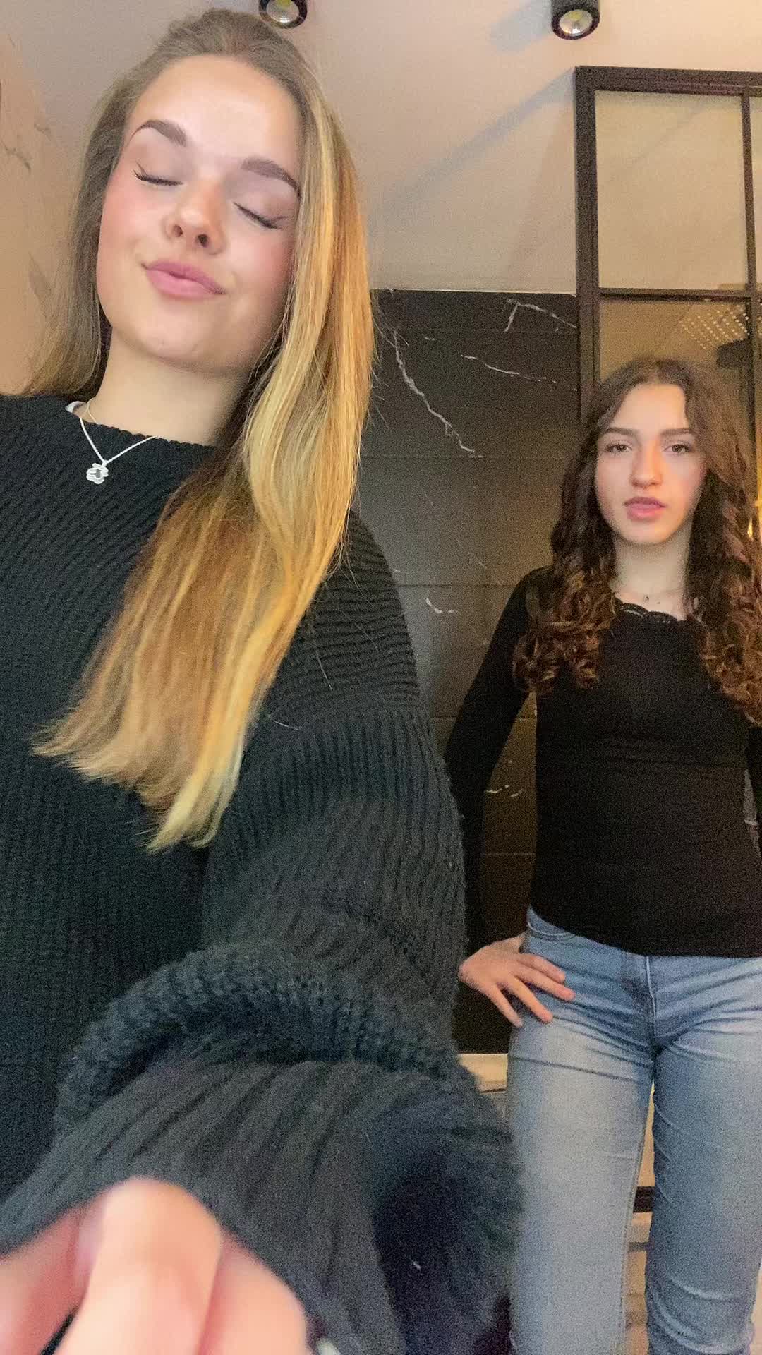 @aroa rodríguez 💋