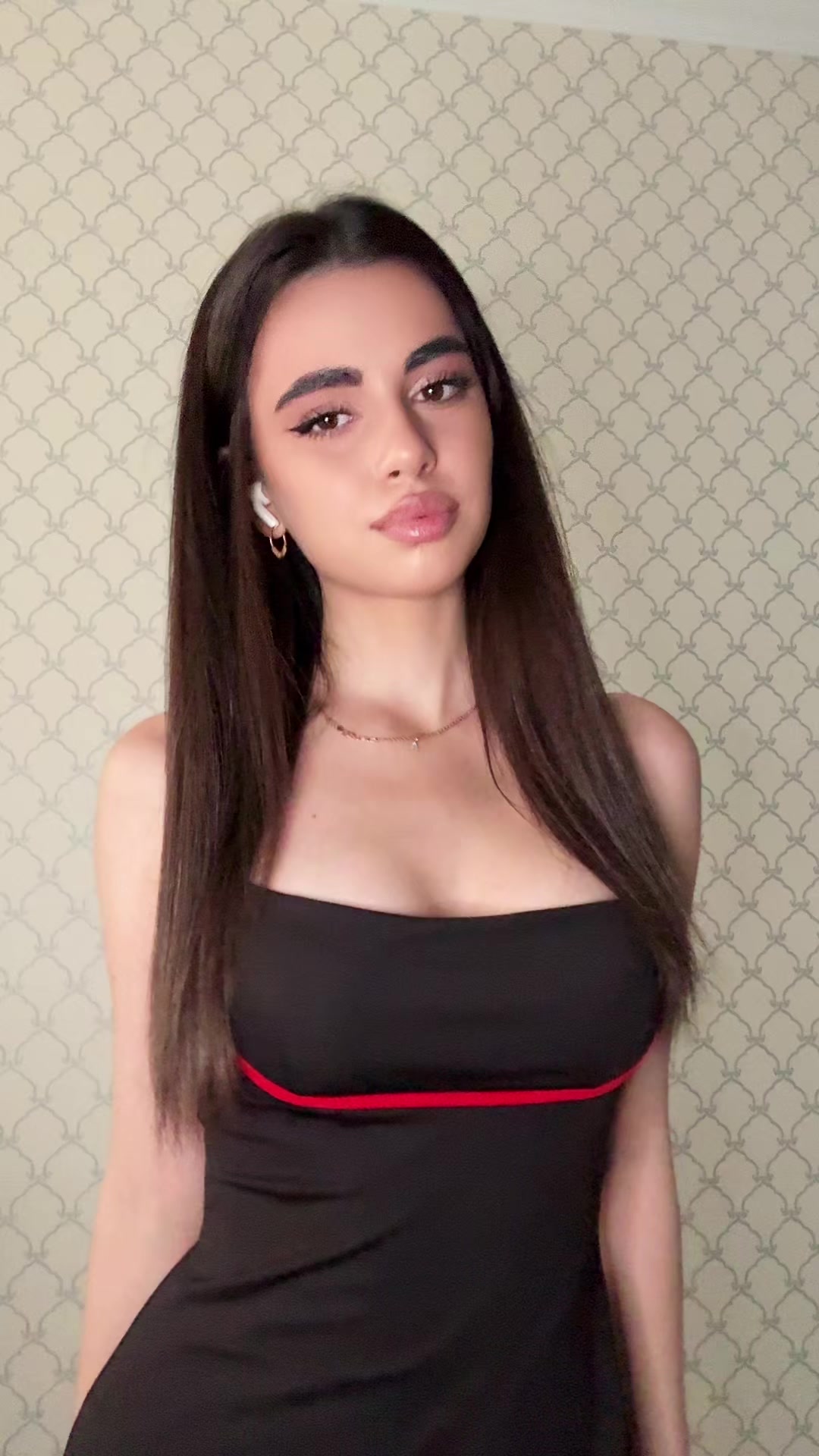 @INST:ad_ria_na__