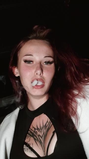 @Cherry_ink444