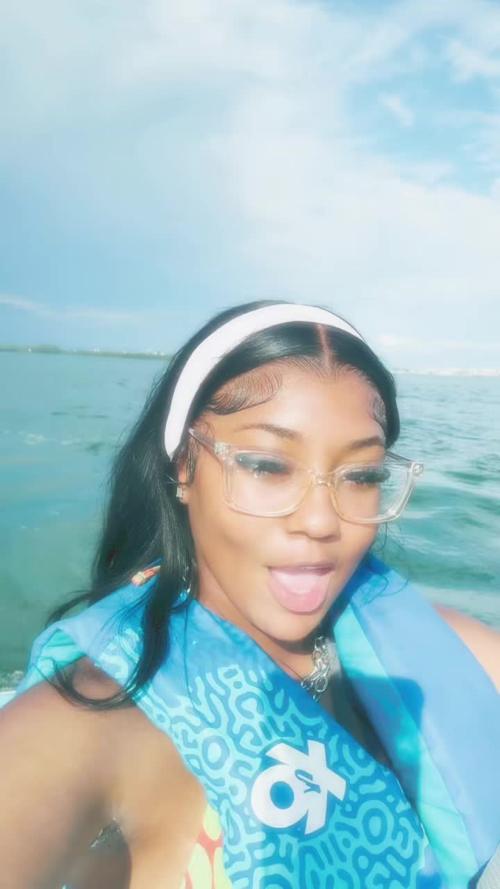@Briiiskiiii