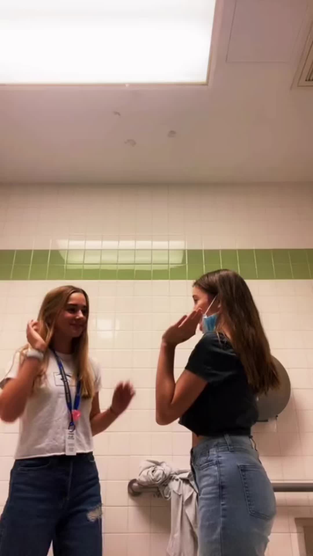 @riley
