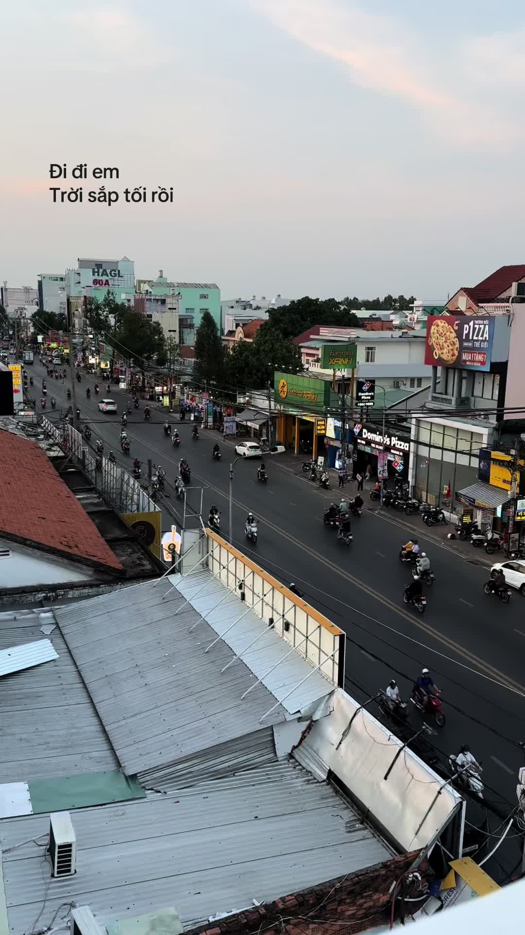 @y&ecirc;u đương g&igrave; tầm n&agrave;y