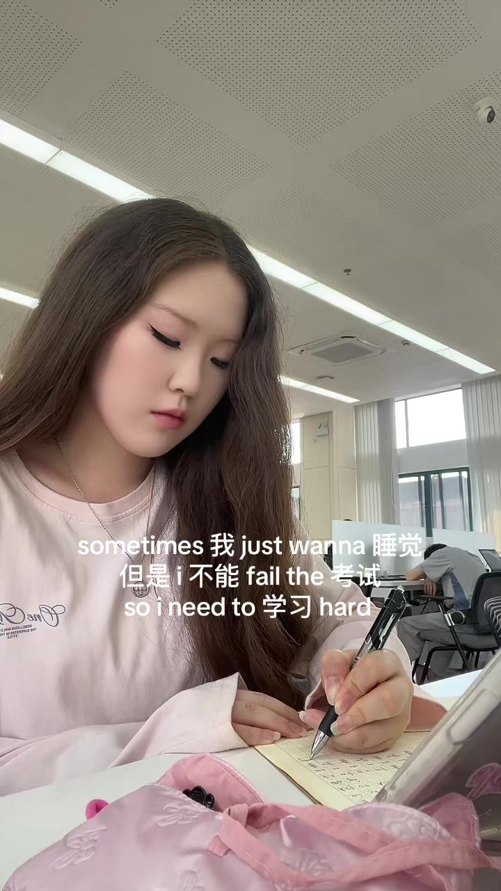 @Nadya ୨୧
