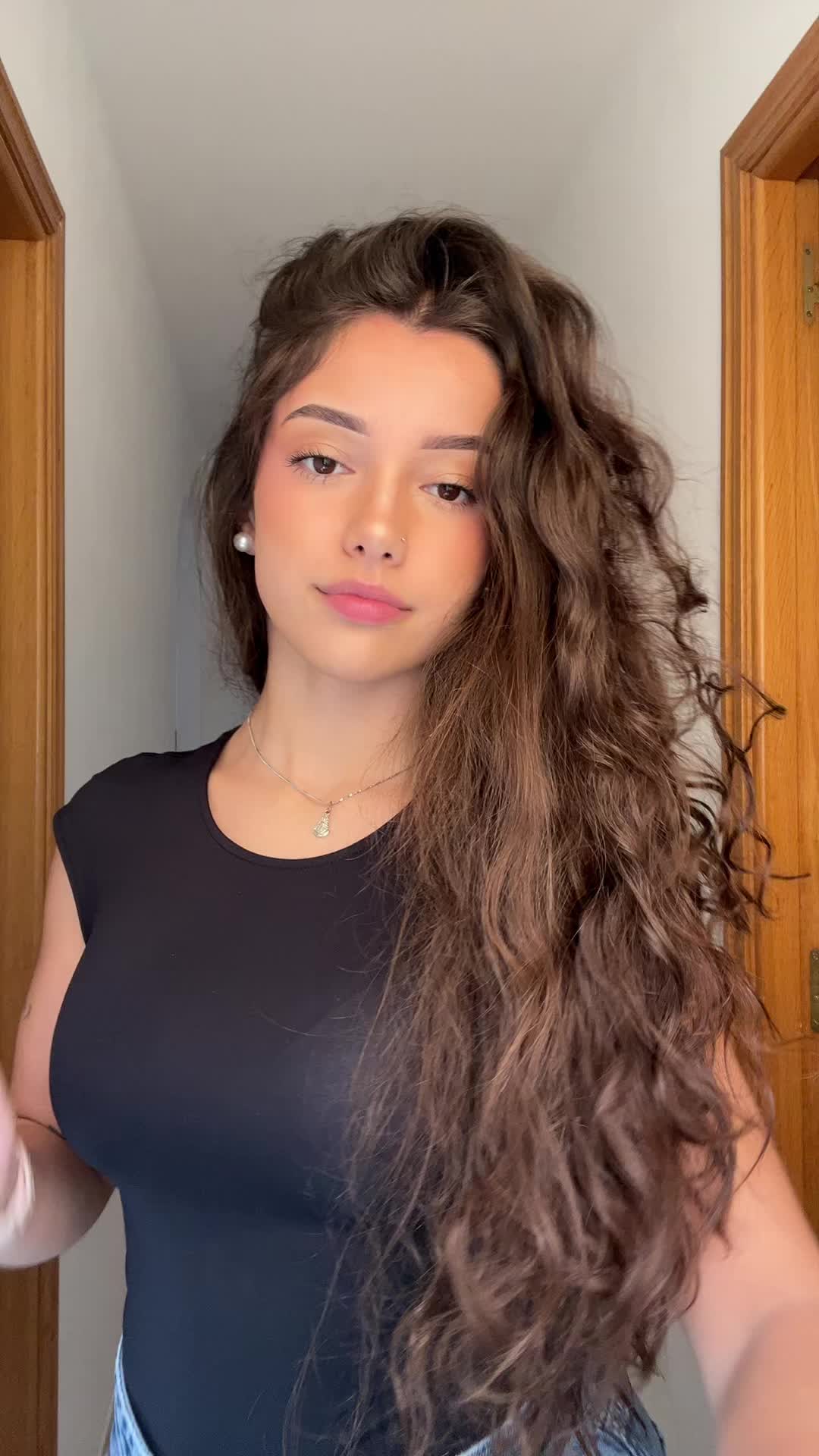 @𝑉𝑎𝑙𝑒𝑛 𝑆𝑎𝑠𝑡𝑟𝑒