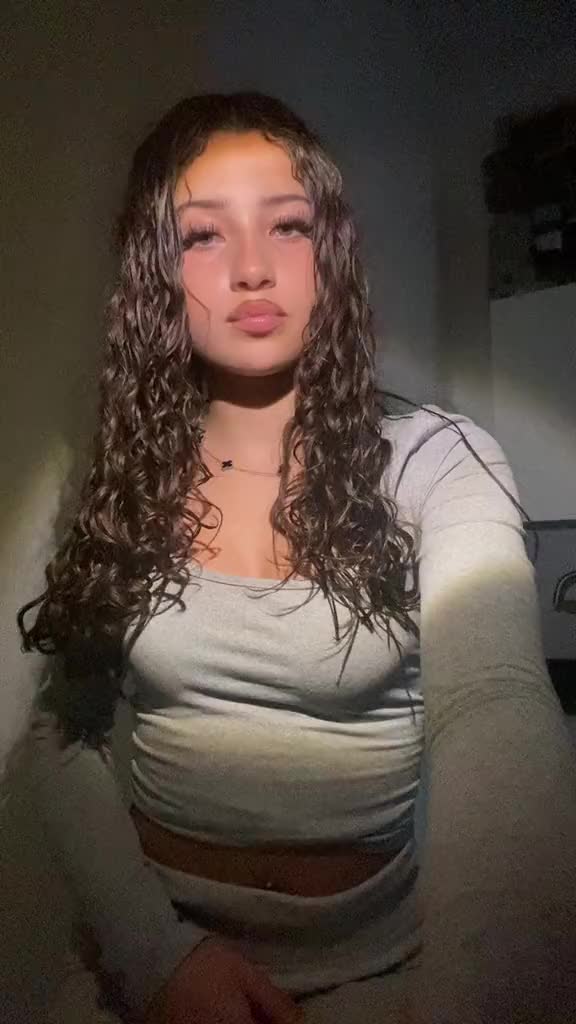 @Lola_cola
