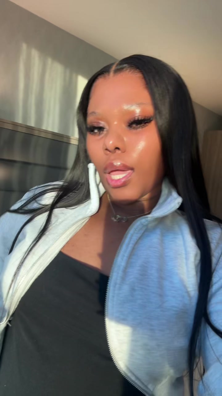 @damz_lola