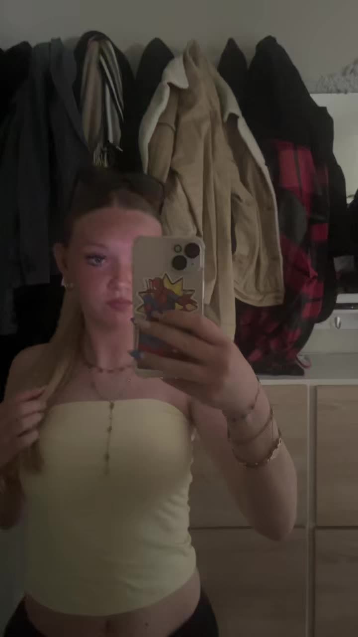 @𝐍𝐚𝐧𝐚 ☀️