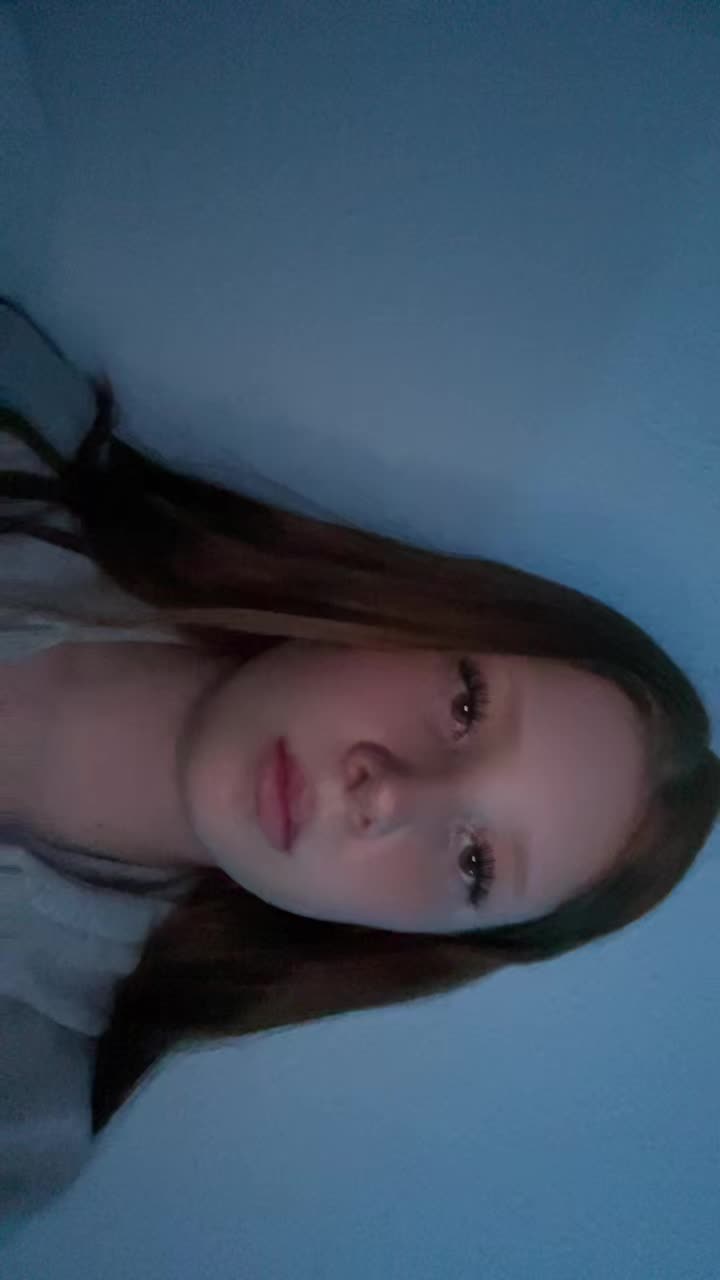 @Bella