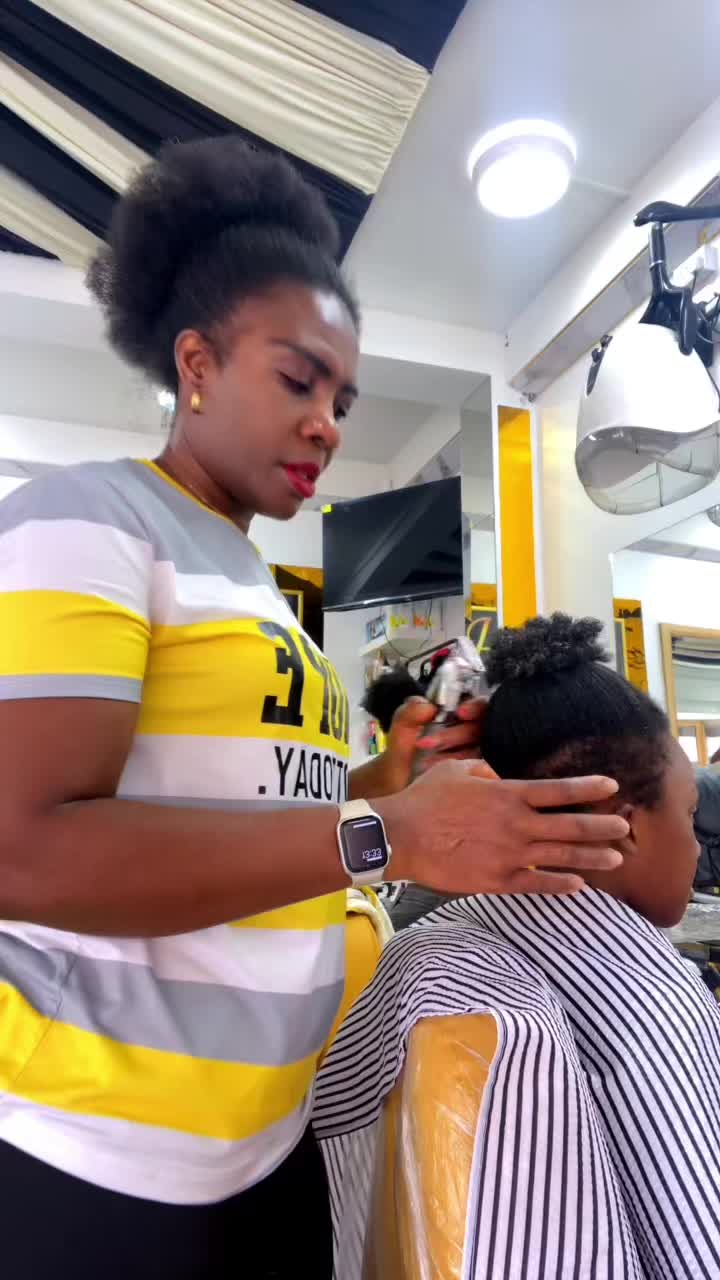 @Hajira hair
