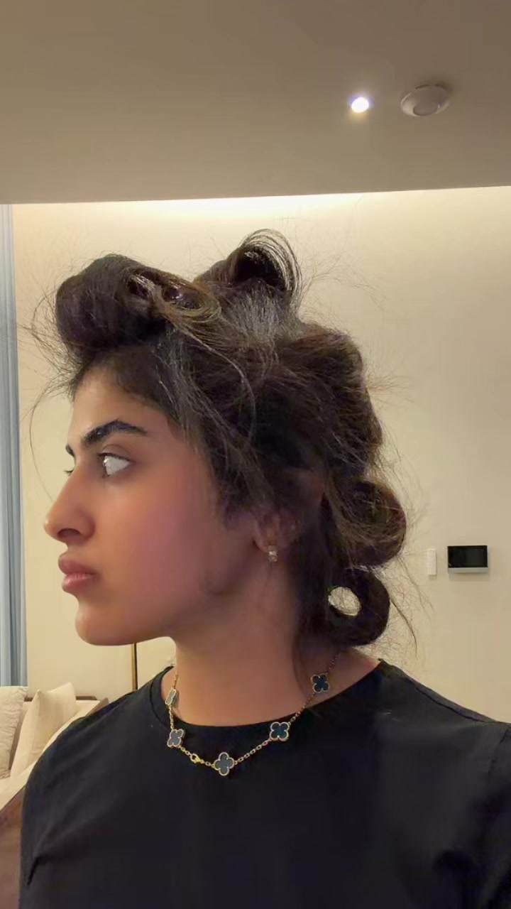 @Hessa_das